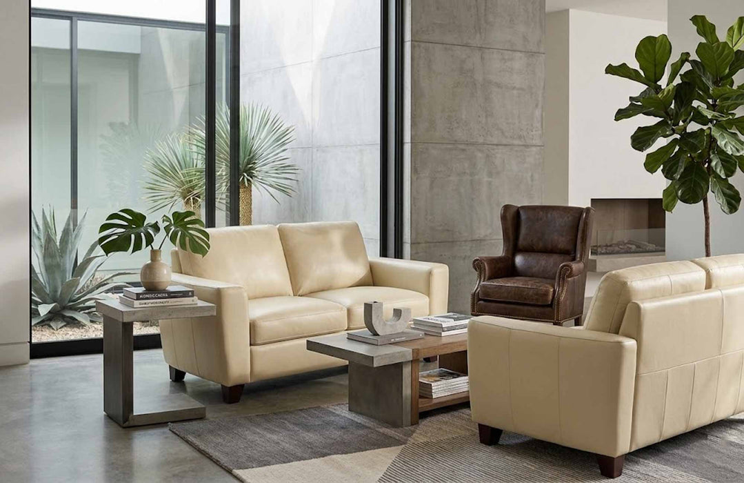 Wellington's Fine Leather Furniture