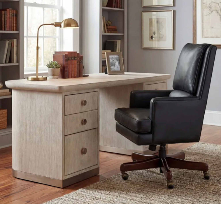 Wellington's Fine Leather Furniture